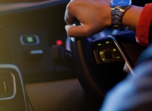 Uber vs Ola vs DiDi vs Taxi:выбор лучшего варианта поездки 