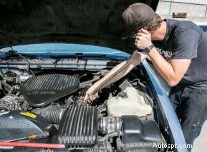 Как безопасно обнаружить и устранить утечку вакуума в автомобиле:пошаговое руководство 