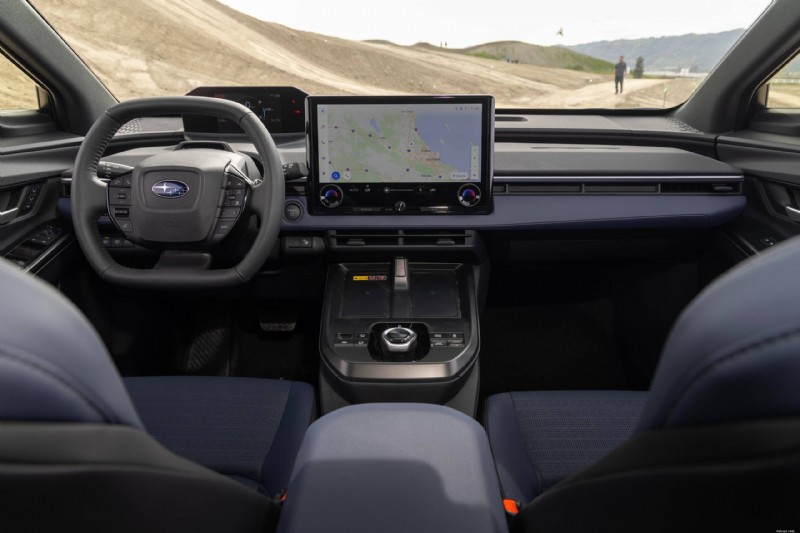 Subaru Trailseeker против Toyota bZ Woodland:какая платформа лучше по внедорожным характеристикам? 