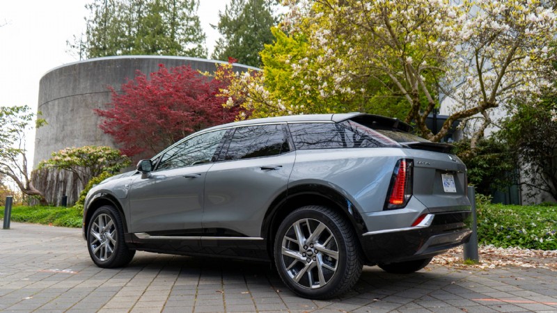 Обзор Cadillac Optiq 2026 года:роскошный компактный электромобиль, сочетающий стиль, комфорт и передовые технологии 