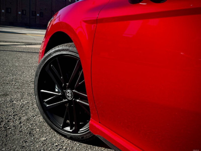 Toyota Camry Nightshade 2026 года:семейный седан Premier