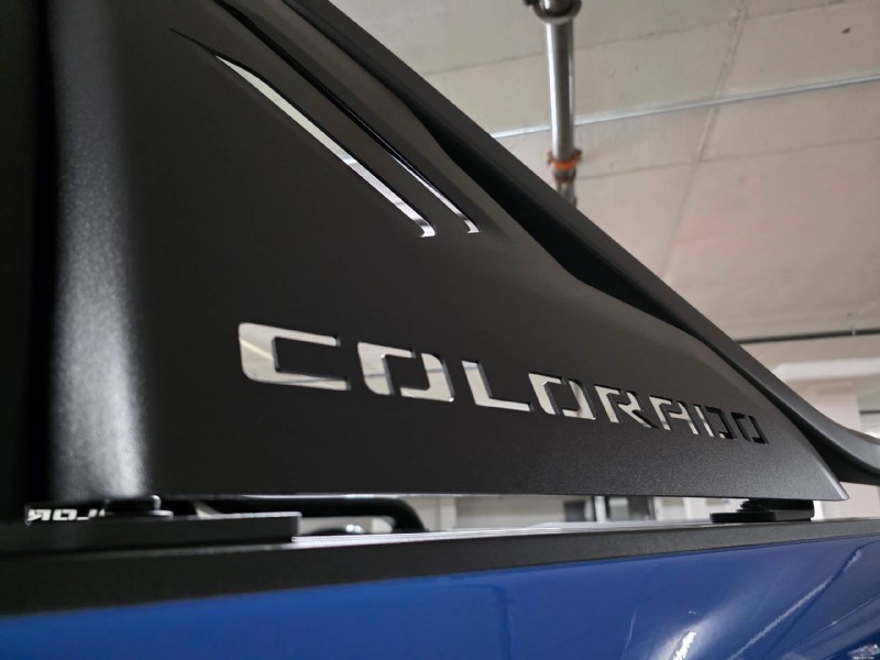 Обзор Chevy Colorado Trail Boss 2025 года:непревзойденная внедорожная мощь и ценность 