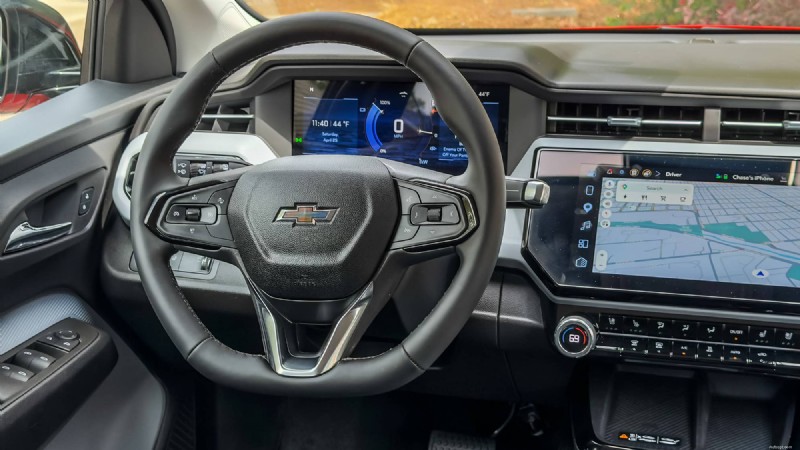 Обзор Chevrolet Bolt 2027 года:почему ходят слухи об отмене последней модели 