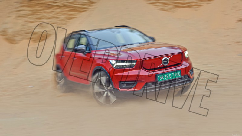 Volvo XC40 Recharge Standard 2022 года — обзор внешнего вида 