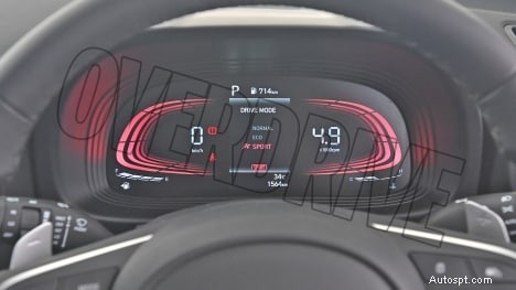 Hyundai Venue 2022 1.2 Kappa MT SX — обзор двухцветного интерьера 
