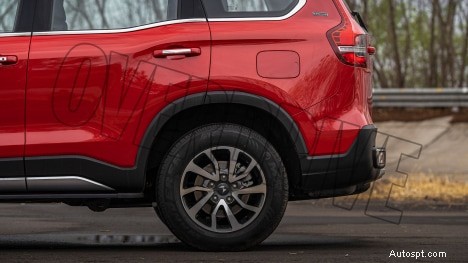 Mahindra Scorpio-N 2022 Z8L Бензин — 6-ступенчатая механическая коробка передач, элегантный внешний вид 
