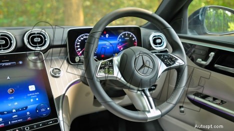 Интерьер Mercedes‑Benz C‑Class C200 2022 года — роскошь, комфорт и ультрасовременный дизайн 