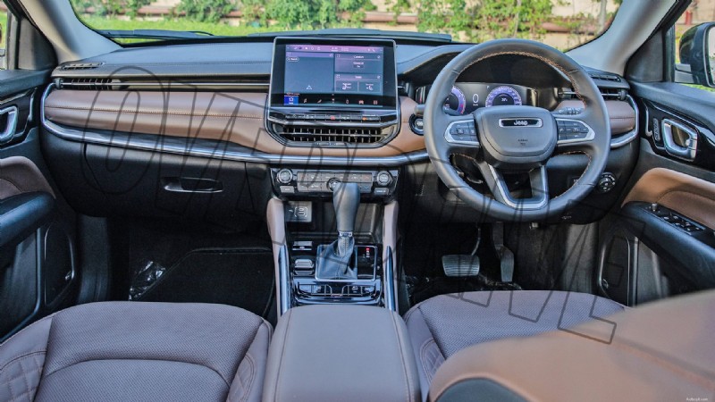 Внутри Jeep Meridian Limited 2022 года:роскошь и комфорт 