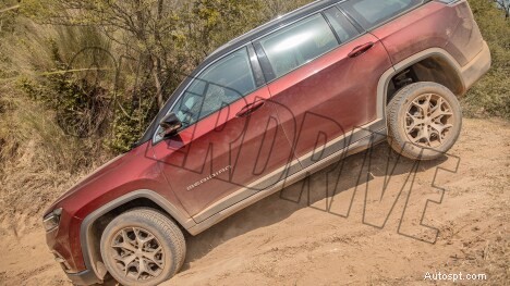 Познакомьтесь с экстерьером Jeep Meridian Limited 2022 — премиум-дизайн и надежные характеристики 