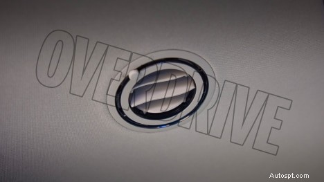 Kia Carens Luxury Plus 2022 года — 7-местный, двигатель 1,5 л, салон с 6-ступенчатой автоматической коробкой передач 