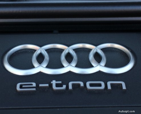 Audi Q7 e‑tron 3.0 TDI:обзор роскошного дизельного гибридного внедорожника с возможностью первой поездки 