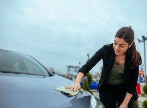 Руководство эксперта:как очистить автомобильные значки и эмблемы, чтобы добиться первозданного вида 