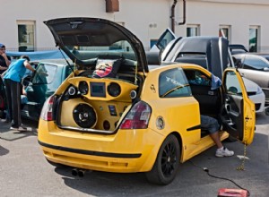 Комплексное руководство по обновлению салона автомобиля:преимущества, недостатки и идеи модификации 