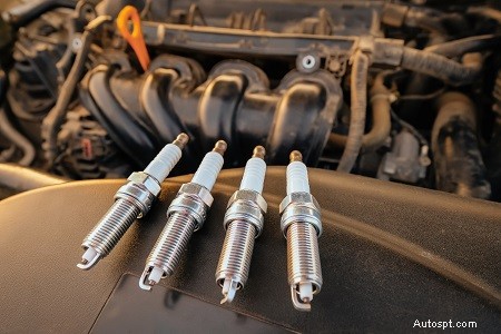 Что вызывает загорание индикатора Check Engine — Краткое руководство 