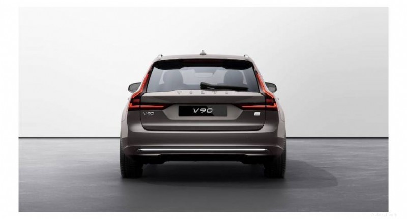 Volvo V90 Recharge Plug-In Hybrid (универсал) – Путеводитель для покупателя из Великобритании по новейшим электромобилям класса люкс 
