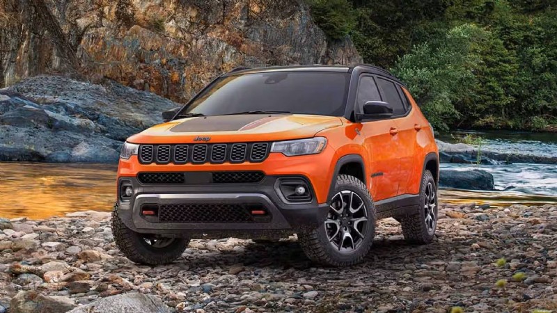 Затраты на обслуживание Jeep Compass:график обслуживания, надежность и прогноз на 10 лет