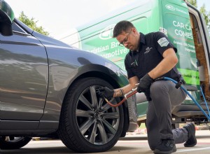 Компания Christian Brothers Automotive запускает на месте:мобильную ремонтную службу для ухода за автомобилем на месте 