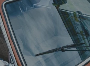 Почему езда с разбитым лобовым стеклом представляет серьезный риск 