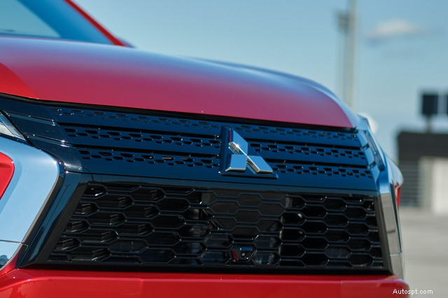 Раскрытие происхождения знаковых автомобильных брендов 