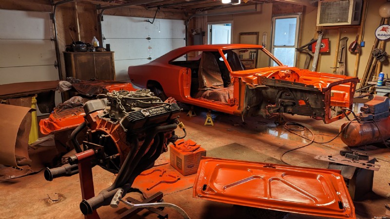 Возрождение классики:преображение моего Dodge Charger 1969 года с помощью промышленной окраски 