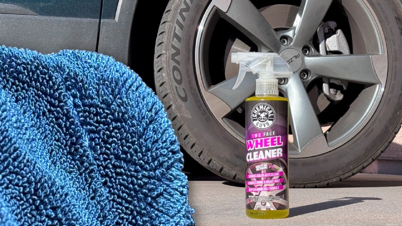 Полотенце и двустороннее чистящее средство для колес Chemical Guys Megalodon:экспертный обзор и результаты 
