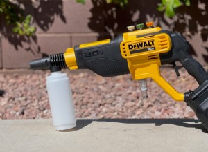 Обзор беспроводного электроочистителя DeWalt 20V MAX:давление 550 фунтов на квадратный дюйм для безупречной очистки 