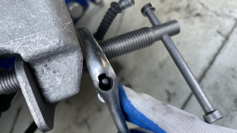 Master Brake Caliper Wind-Back:пошаговое руководство 